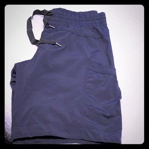 🧘🏽‍♀️LULULEMON 5 inch Cargo Shorts Size 8🧘🏽‍♀️